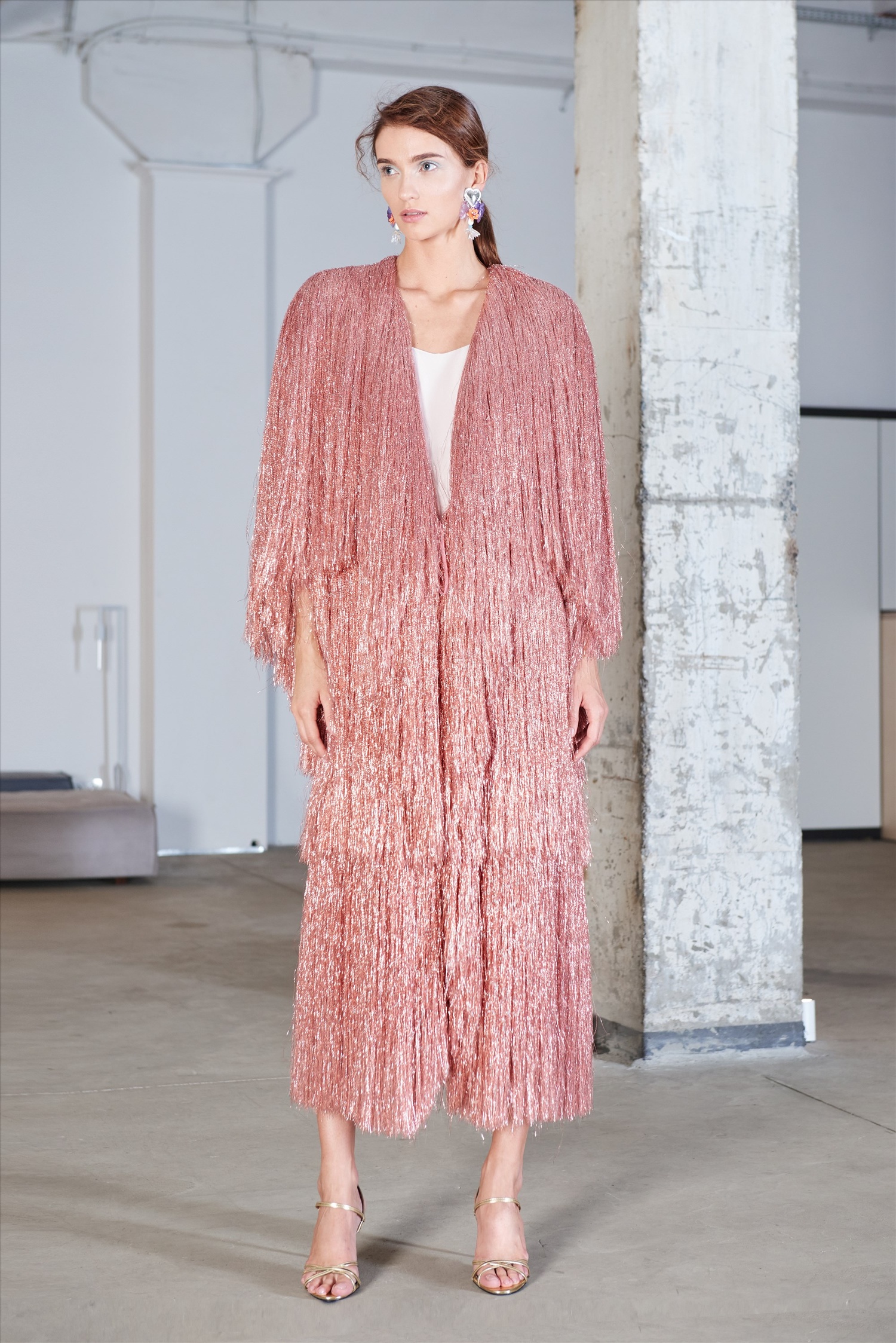 6FNF7Lb9Qo61JDuD1FNL - Лукбук бренда Anna October spring-summer 2016.