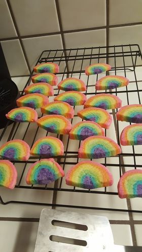 Somewhere Over The Rainbow Cookies Small Online Class For Ages 7 12 Outschool - rainbow marshmallow roblox