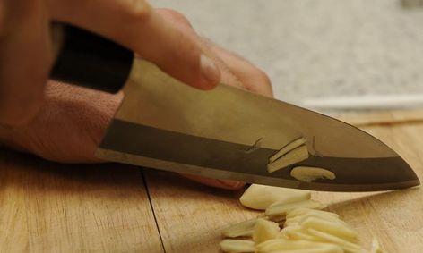 Basic Knife Skills How To Peel Chop And Slice Onions Ginger And