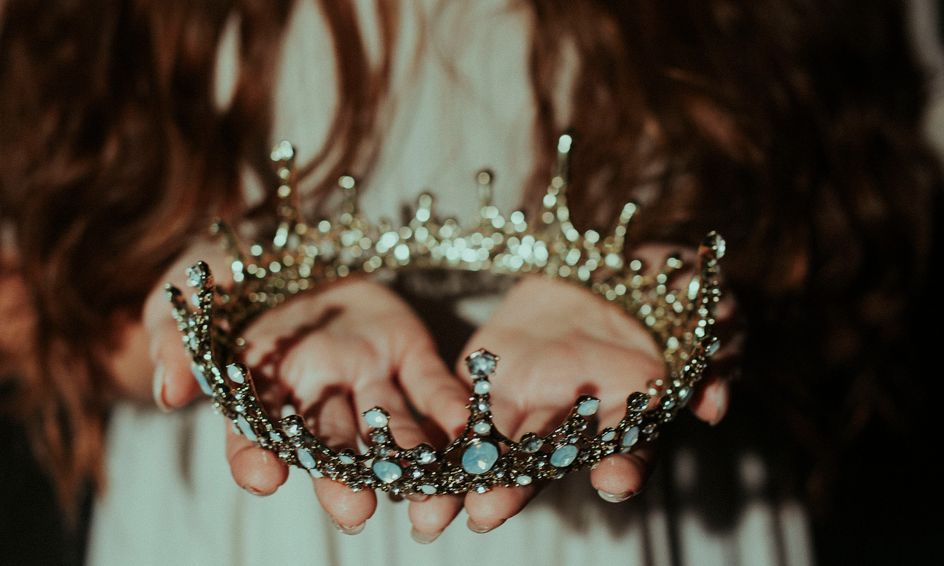 Women In History Queens That Changed The World Small Online