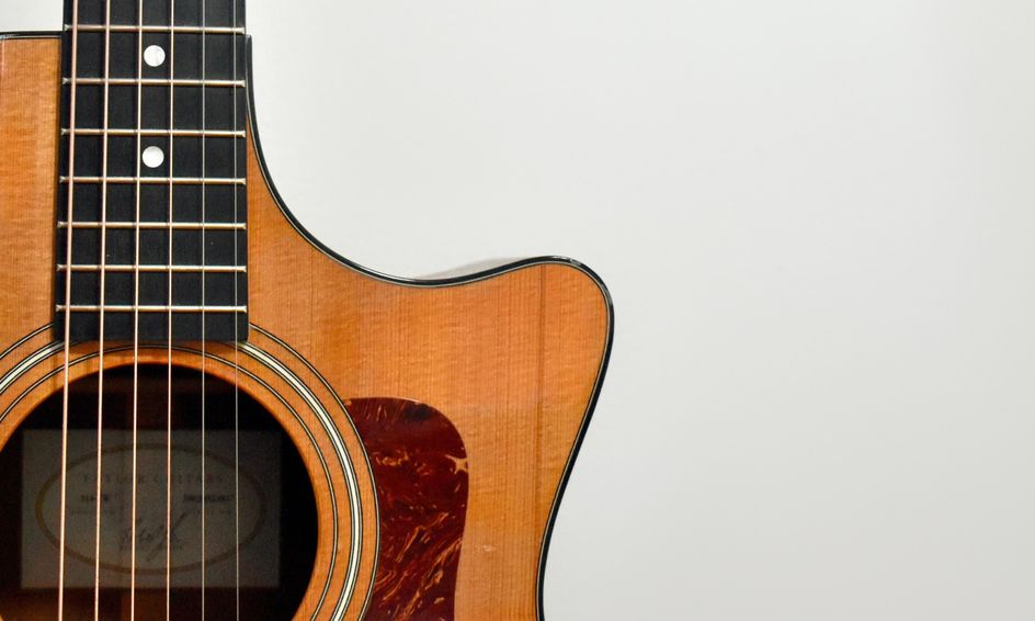 Let S Learn Guitar Together A Group Guitar Class For Beginners