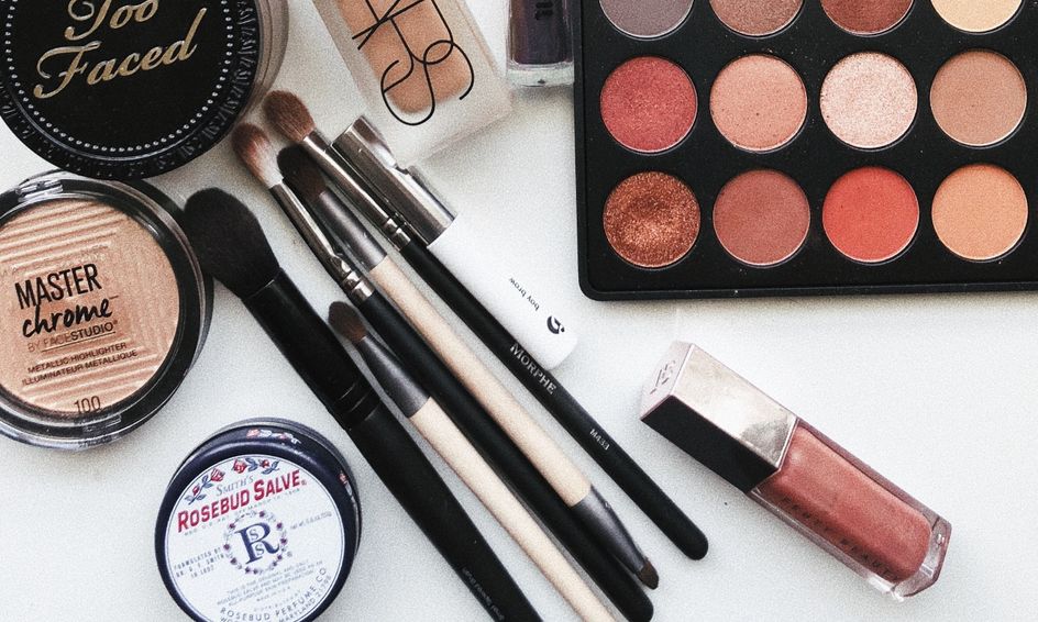 15 Minute Makeup Small Online Class For Ages 13 18 Outschool
