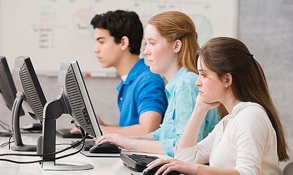 Earning College Credit From Home Small Online Class For Ages 13