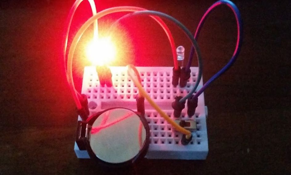 Constructing Electricity And Electronics Small Online Class For