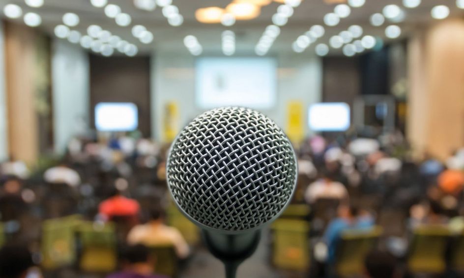 Public Speaking 101 Becoming A Great Orator Small Online Class