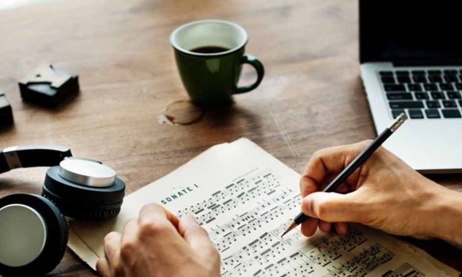 Writing A Hit Song Intro To Songwriting Ages 11 16 Small