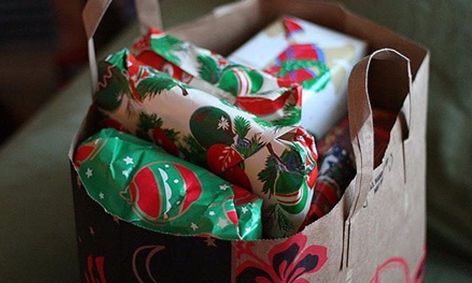 Diy Gift Bags And Present Wrapping Small Online Class For Ages 9
