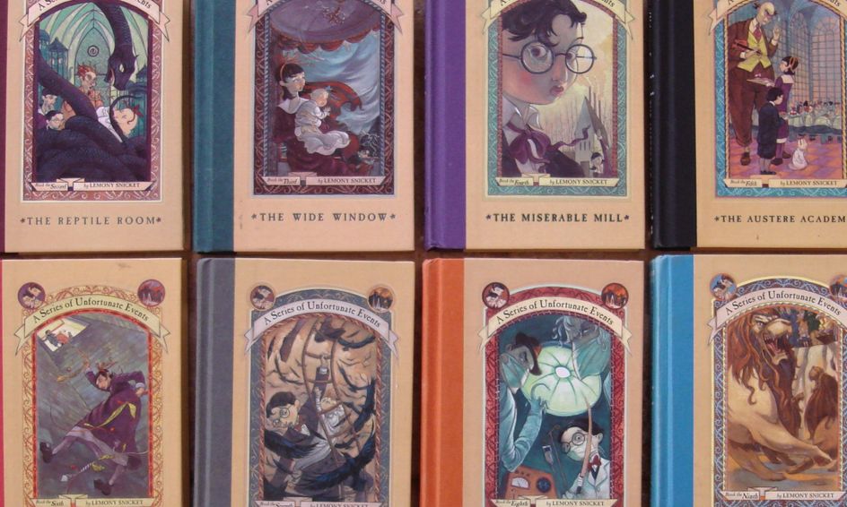 Book Discussion A Series of Unfortunate Events (Books 15) Small