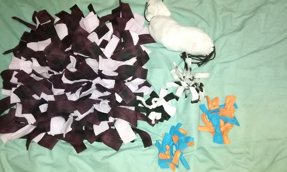 How To Make Cat Toys For Your Cat Or A Shelter Cat Small Online