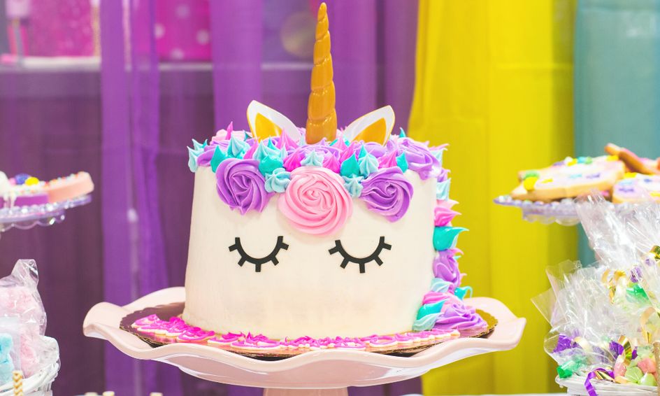 Nailed It A Unicorn Cake Decorating Challenge Small Online Class For Ages 11 16 Outschool - butter cream roblox buttercream cake