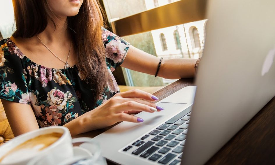 Create A Striking Presentation With Prezi Intro Course Small