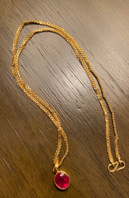 22 karat golden chain and ruby