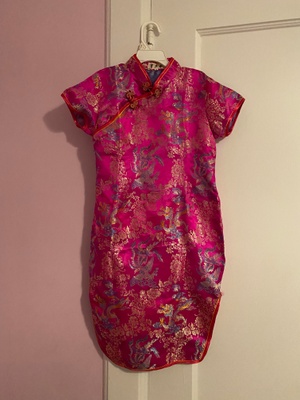 This is my cheongsam(Chinese dress). 