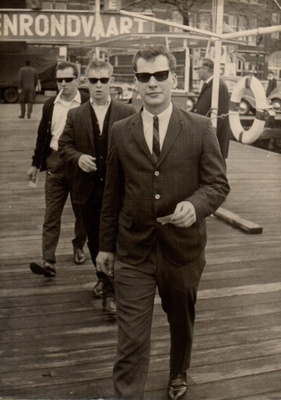 Grandfather and brothers returning from vietnam 