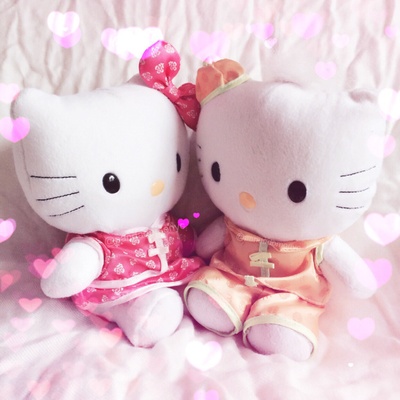 Hello Kitty & Dear Daniel dressed for the Lunar New Year