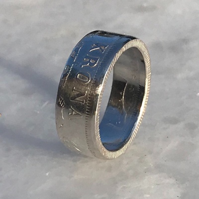 This is the ring made from Swedish krona