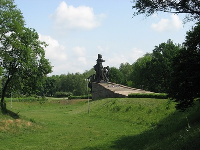 Babyn Yar is the site of one of the largest mass-killings of Jews. Photo by Віктор Полянко, CC BY-SA 4.0 <https://creativecommons.org/licenses/by-sa/4.0>