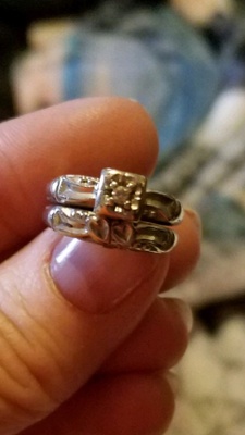 Wedding ring/passed down to youngest in family 