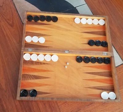 Backgammon set