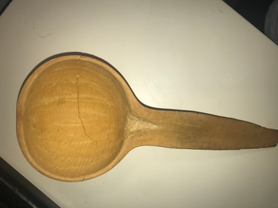 These spoons were not always made out of wood. In the past they were made out of a plant that had a very hard shell, and was shallow inside. The plant was split in two and used as a spoon.