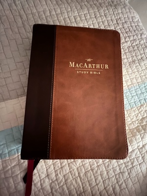 MacArthur Study Bible