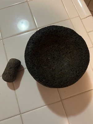 The Molcajete and the stone separate